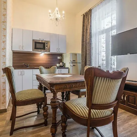 Retro Bosak Contactless Check-in 프레쇼브